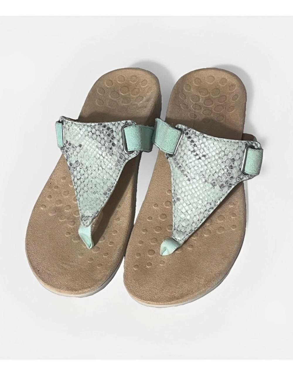 Vionic Wanda Embossed Snake Thong Sandals Womens 8.5 Seafoam Green Orthotic